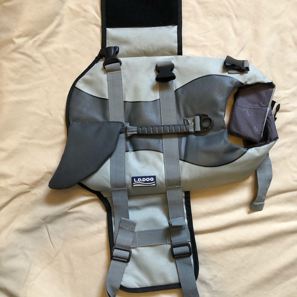 Shark Fin Dog’s Life Vest